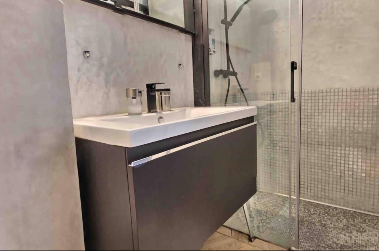 Beautiful Fully Renovated Centrally Located Studio Monte Carlo Ngoại thất bức ảnh